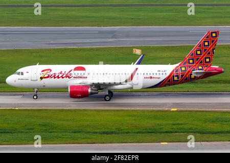 Changi, Singapur – 29. Januar 2018: Airbus A320 von Batik Indonesia am Flughafen Changi (SIN) in Singapur. Airbus ist ein europäischer Flugzeughersteller Stockfoto