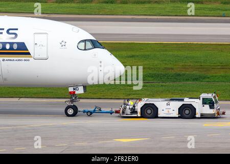 Changi, Singapur – 29. Januar 2018: Airbus A350 von Singapore Airlines auf dem Flughafen Changi (SIN) in Singapur. Airbus ist ein europäisches Flugzeugmanu Stockfoto