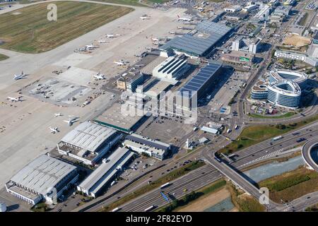 Stuttgart, 2. September 2016: Luftaufnahme des Stuttgarter Flughafens (STR) in Deutschland. Stockfoto