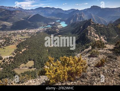 Llosa del Cavall Reservoir vom Aussichtspunkt Codo aus gesehen, Solsones, Katalonien Stockfoto