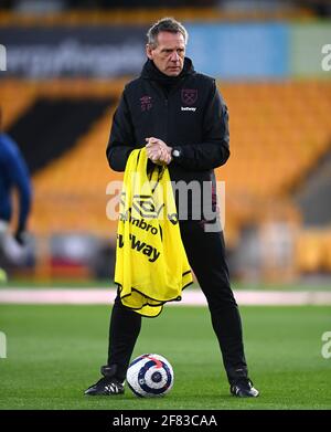 West Ham United First-Team-Trainer Stuart Pearce vor dem Premier League-Spiel im Molineux Stadium, Wolverhampton. Ausgabedatum: Montag, 5. April 2021. Stockfoto