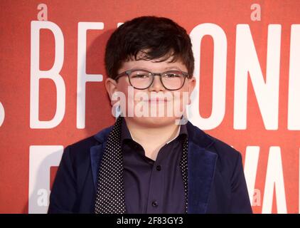 LONDON, GROSSBRITANNIEN - 05. Oktober 2019: Archie Yates nimmt an der Europa-Premiere von „JoJo Rabbit“ am 05. Oktober 201 auf dem Odeon Luxe Leicester Square Teil Stockfoto