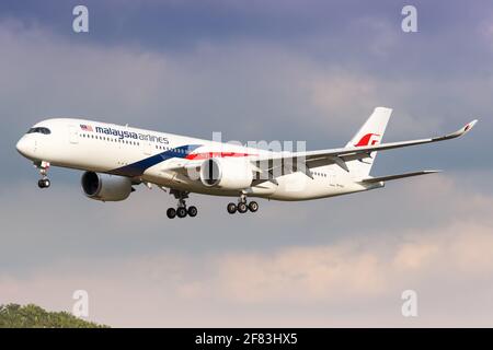 Kuala Lumpur, Malaysia - 21. Januar 2018: Flugzeug des Airbus A350 von Malaysia Airlines am Kuala Lumpur International Airport (KUL) in Malaysia. Airbus ist ein Stockfoto