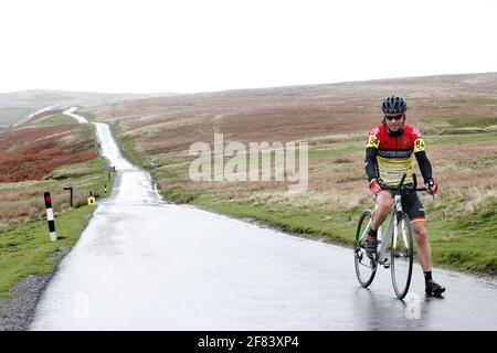 Keith Henderson bei den National Hill Climb Championships, Yorkshire Dales, Großbritannien. Stockfoto