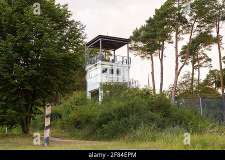 Ehemaliger US-Beobachtungsturm mit Grenzposten am Point Alpha, innerdeutsche Grenze, Hessen, Thüringen, Deutschland Stockfoto