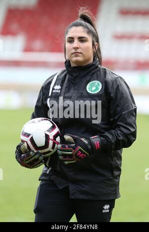 London, Großbritannien. April 2021. LONDON, ENGLAND - 11. APRIL: Poppy Shine - Torwartcoach CoachDuring the Vitality Women's FA Cup Third Round Proper between Leyton Orient Women and Chichester & Selsey Ladies at Breyer Group Stadium, Brisbane Road, London UK on 11. April 2021 Credit: Action Foto Sport/Alamy Live News Stockfoto