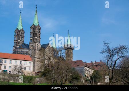 Der Bamberger Dom in der Weltkulturerbe-Stadt Bamberg, Deutschland, fotografiert vom Domgelände. Stockfoto