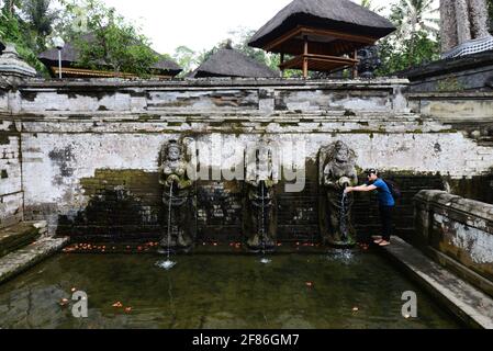 Goa Gajah (Elefantenhöhle) Tempelkomplex und Heiligtum in der Nähe von Ubud, Bali, Indonesien. Stockfoto