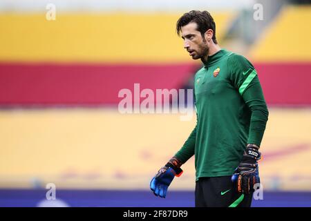 Rom, Italien, 11. April 2021, Antonio Mirante, Torhüter der Roma, reagiert beim Aufwärmen vor der italienischen Meisterschaft Serie A Fußballspiel zwischen AS Roma und Bologna FC am 11. April 2021 im Stadio Olimpico in Rom, Italien - Foto Federico Proietti / DPPI Stockfoto