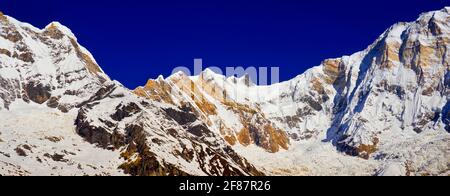 Annapurna I, Baraha Shikhar, Annapurna Range, Trek zum Annapurna Base Camp, Annapurna Conservation Area, Himalaya, Nepal, Asien Stockfoto