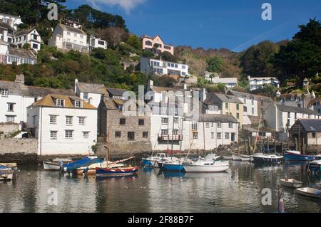 Der Hafen und das Dorf Polperro, Cornwall, Großbritannien - John Gollop Stockfoto