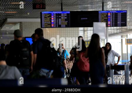 sao paulo, sp/brasilien – 11. Februar 2017: Passagiere werden in der Abflughalle des Flughafens Congonhas in Sao Paulo gesehen. *** Lokale Capti Stockfoto