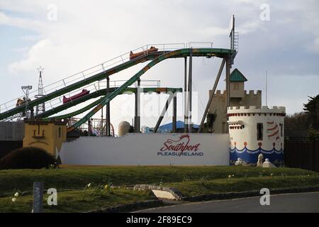 Allgemeiner Blick auf verschiedene Attraktionen und Sehenswürdigkeiten in Southport Stockfoto