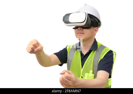 Mann mit Virtual-Reality-Brille. Studioaufnahme, weißer Hintergrund. Stockfoto