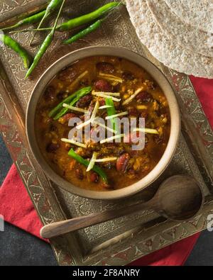 Rajma Masala. Rotes Nierenknierenknierenkr Indische Küche Stockfoto