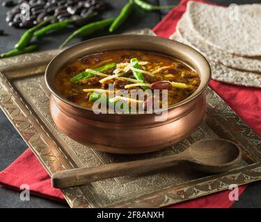Rajma Masala. Rotes Nierenknierenknierenkr Indische Küche Stockfoto