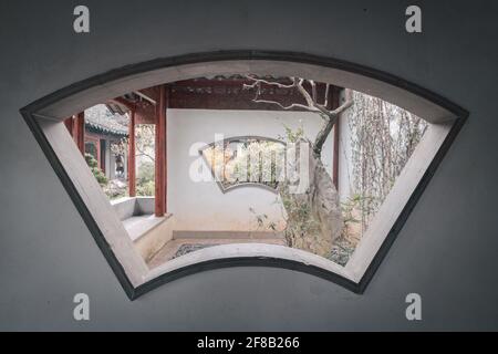 Landschaften des Guo Zhuang Gartens im Westsee von Hangzhou, einem klassischen chinesischen Garten in Hangzhou, China Stockfoto