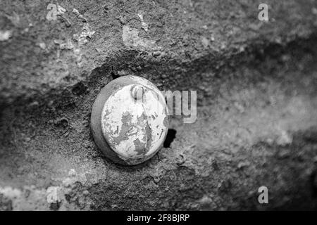 Ein Beispiel für ein altes verlassene Fahrzeug, das in den Wäldern auf vielen alten Gehöfen in den USA zu finden ist Stockfoto