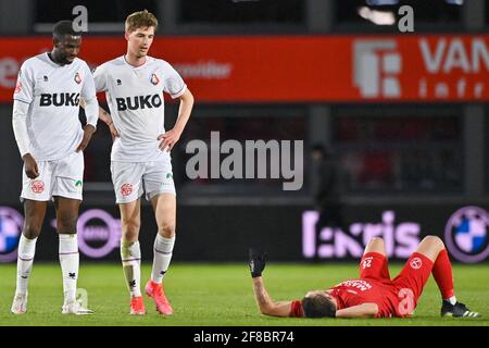 ALMERE, NIEDERLANDE - 12. APRIL: Das Team von Telstar enttäuschte während des niederländischen Keukenkampioendivisie-Spiels zwischen Almere City FC und Telstar in Yanmar Stockfoto