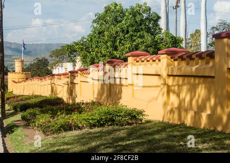 Mauer der ehemaligen Baracken von La Moncada, wichtiger Ort der kubanischen Geschichte, Santiago de Cuba Stockfoto