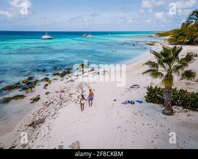 Boca Catalina Beach Aruba, Rcks and Cifs und Blue Ocean Aruba Stockfoto