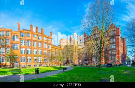 Blick auf die sackville Gärten neben dem shena Slmon Campus in Manchester, England Stockfoto