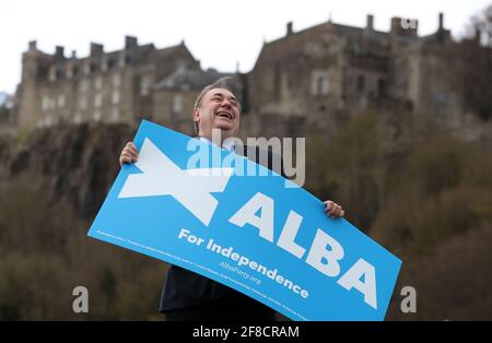 Alex Salmond, Parteichef VON ALBA, während eines Fotoanrufs in Stirling Castle, um den Beginn der Wahlkampagne der Partei in Mid Scotland und Fife vor den schottischen Parlamentswahlen zu markieren. Bilddatum: Dienstag, 13. April 2021. Stockfoto