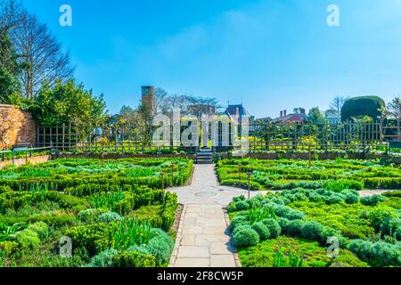 Blick auf die neuen Place-Gärten in Stratford-upon-Avon, England Stockfoto