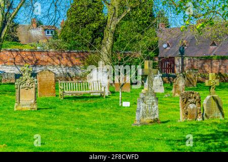 XJGraveyard neben der Holy Trinity Church in Stratford upon Avon, England Stockfoto