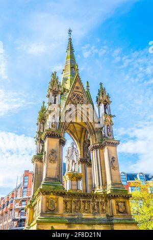 Albert-Denkmal auf dem Albert-Platz vor dem Rathaus in Manchester, England Stockfoto