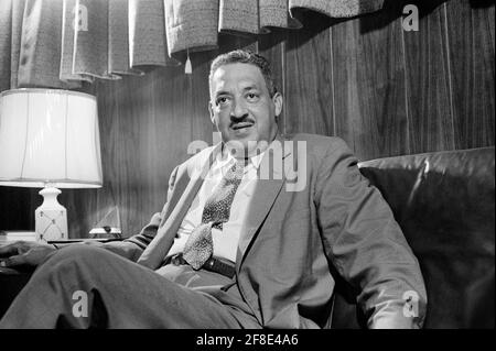 Thurgood Marshall, Rechtsanwalt der NAACP, Seated Portrait, Thomas J. O'Halloran, September 17, 1957 Stockfoto