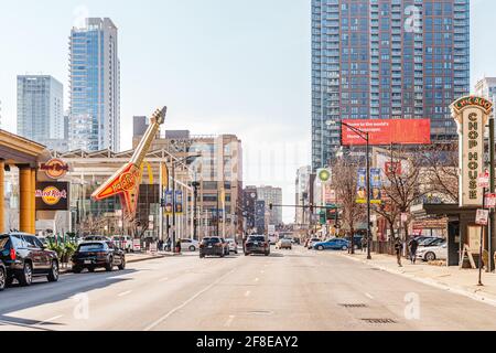 Chicago, Illinois - 13. März 2021: Panoramabild der Innenstadt von Chicago während der COVID-19 Pandemie. Stockfoto