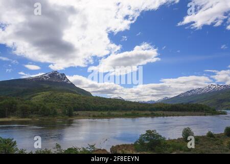 Lapataia bucht Landschaft, Tierra del Fuego National Park, Argentinien. Argentinische Sehenswürdigkeit Stockfoto