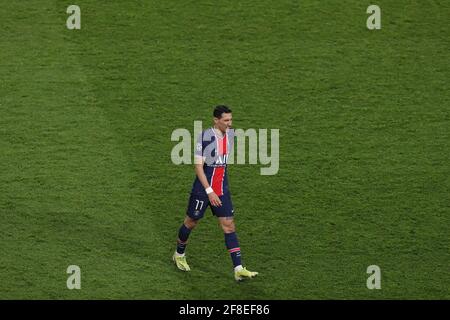 Paris, Frankreich. April 2021. Angel Di Maria von Paris Saint-Germain reagiert während des UEFA Champions League-Viertelfinalspiels zwischen Paris Saint-Germain und Bayern München am 13. April 2021 im Stadion Parc des Princes in Paris, Frankreich. Kredit: Gao Jing/Xinhua/Alamy Live Nachrichten Stockfoto