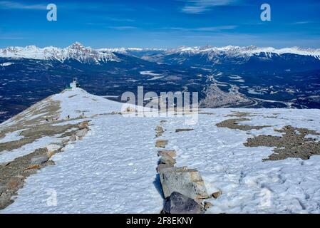 Auf dem Trekking zum Gipfel des Whistlers Berg nahmen @Banff und Jasper National Park, CA Stockfoto