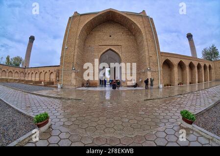 Ende des 16. Jahrhunderts wurden durch Abdullah Khan II. (Abdollah Khan Ozbeg) (1533/4-1598), den letzten Khan der Shaybaniden-Dynastie von Buchara, alle Restaurationen aufgehoben Stockfoto