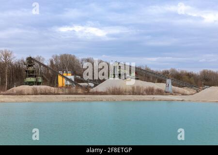 Eine Schotteranlage in Bayern, Deutschland Stockfoto