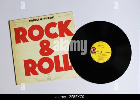 American Hard Rock und Psychedelik Rock Band Vanilla Fudge Musikalbum auf Vinyl LP Disc. Titel: Rock and Roll Stockfoto