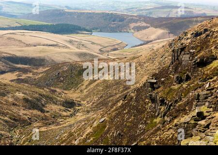 Ein Blick vom Kinder Downfall, Kinder Scout, Peak District National Park, Derbyshire, Großbritannien Stockfoto