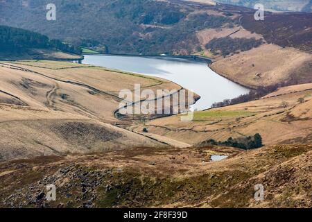 Ein Blick vom Kinder Downfall, Kinder Scout, Peak District National Park, Derbyshire, Großbritannien Stockfoto