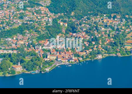 Luftaufnahme der Villa Erba am Comer See in Italien Stockfoto