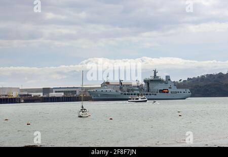 RFA Tidesurge liegt in South Yard, Devonport. South Yard Devonport ist in den Freeport-Status aufgenommen, der im März 2021 für Plymouth bekannt gegeben wurde Stockfoto