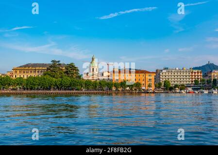 Sonnenuntergang Stadtbild der italienischen Stadt Como Stockfoto