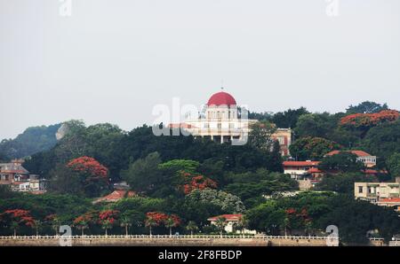 Kulangsu-Organmuseum (Herrenhaus der acht Diagramme / Herrenhaus des Bagua) (Ba Gua Lou 八卦楼) auf der Insel Gulangyu in Xiamen, China. Stockfoto