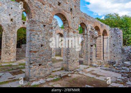 Große Basilika im Butrint Nationalpark in Albanien Stockfoto