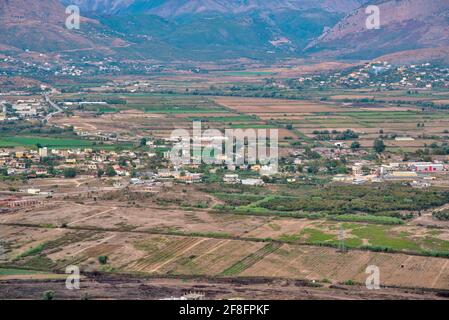 Ländliche Landschaft in der Nähe von Sarande, Albanien Stockfoto