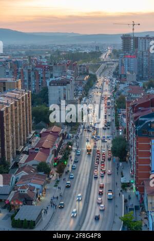 Blick auf den Bill Clinton Boulevard in Prishtina, Kosovo Stockfoto