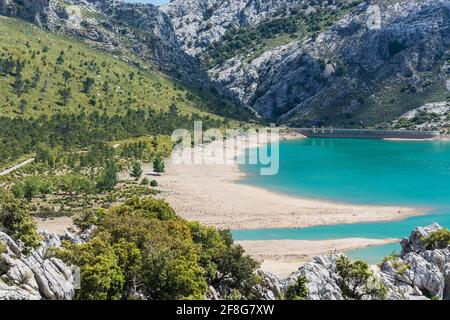 Fantastische Aussicht auf den Embalse de Cuber in der Sierra de Tramuntana, Mallorca, Spanien Stockfoto