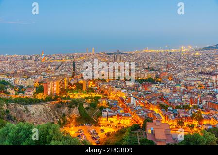 Sonnenuntergang Luftaufnahme der Innenstadt von Barcelona, Spanien Stockfoto