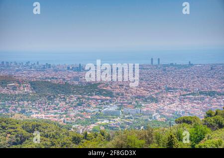 Luftaufnahme von Barcelona vom Berg Tibidabo, Spanien Stockfoto